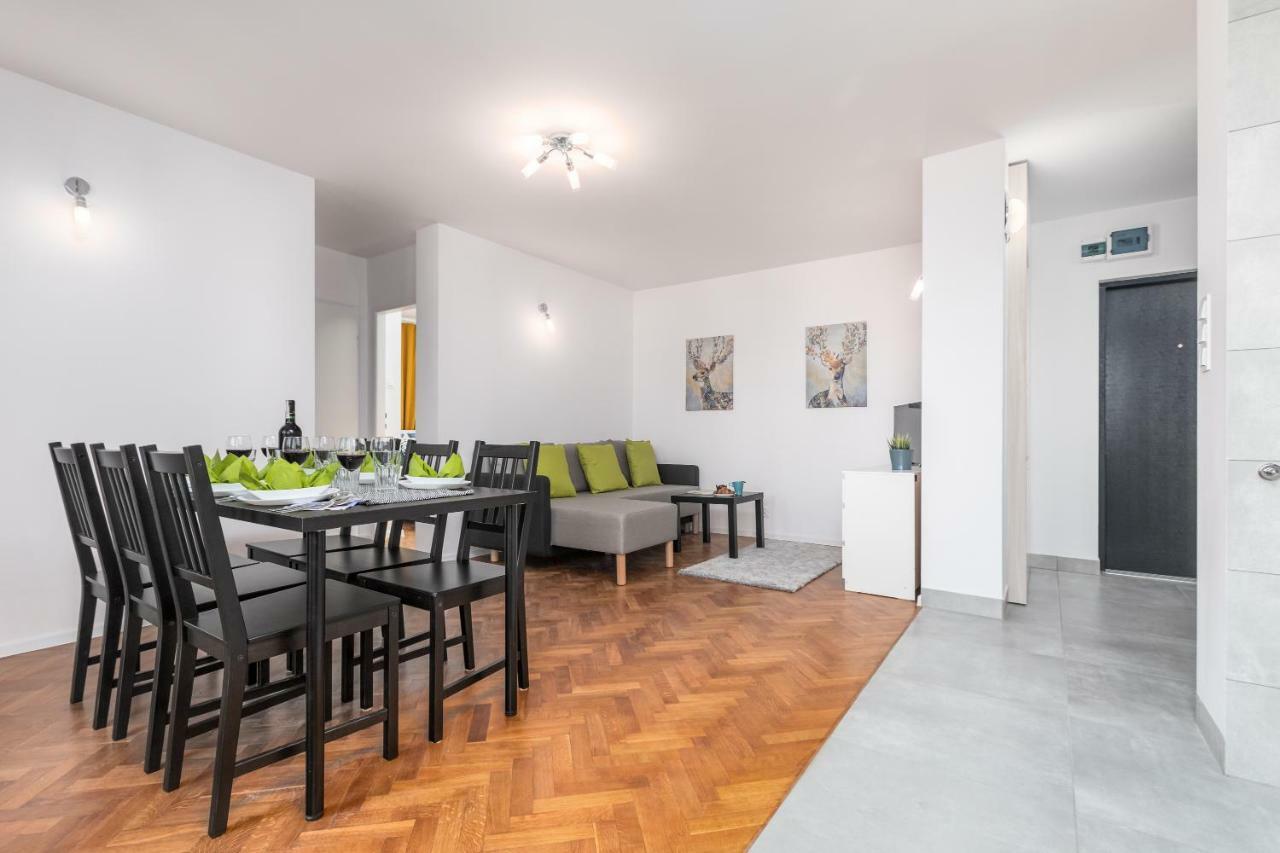 Apartaments Solec 79 By Noclegi Renters Varşovia Exterior foto