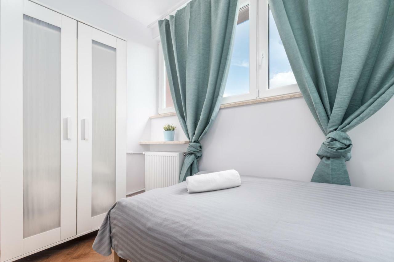 Apartaments Solec 79 By Noclegi Renters Varşovia Exterior foto