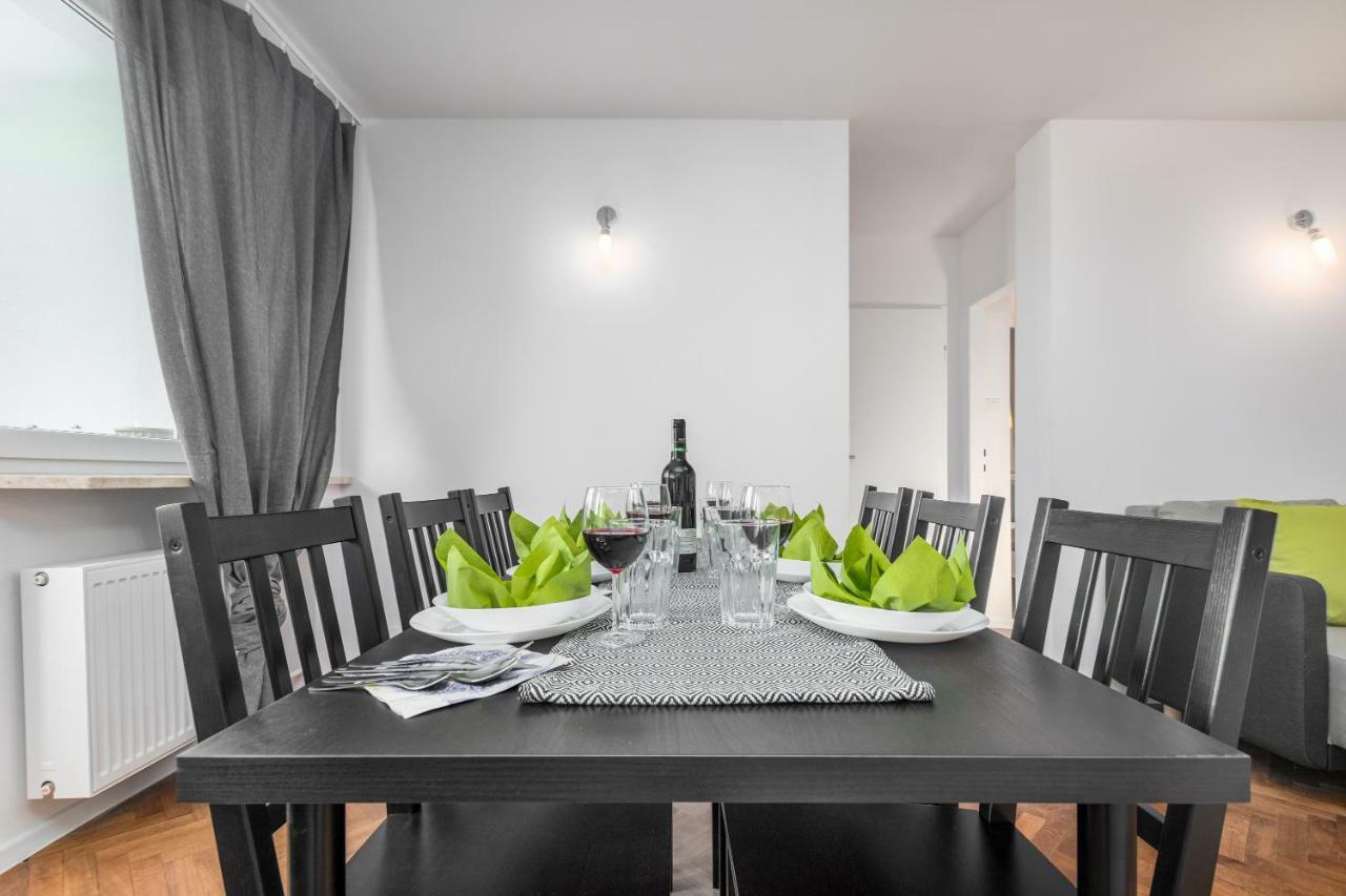 Apartaments Solec 79 By Noclegi Renters Varşovia Exterior foto